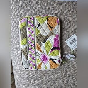 Vera Bradley E-Z Reader Sleeve "Portobello Road"